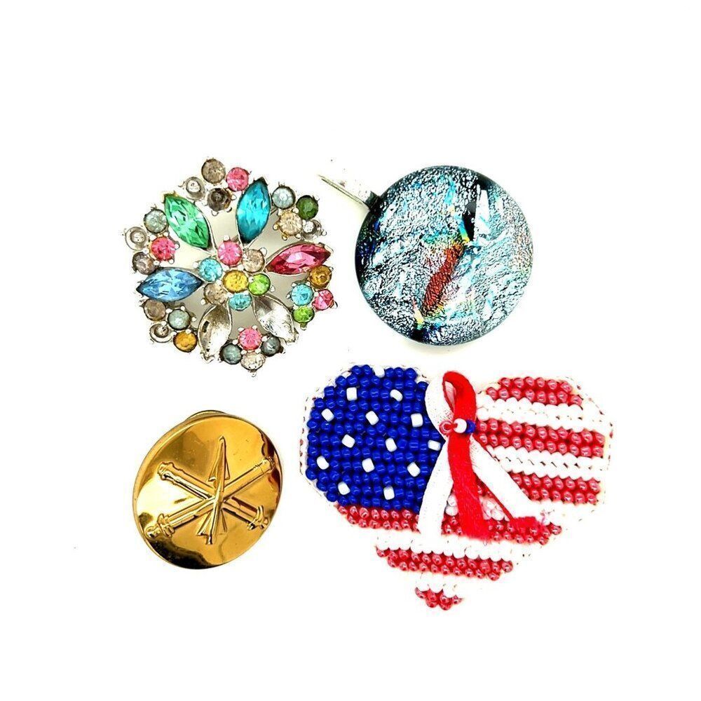 Brooches/Pendant/Pin Lot